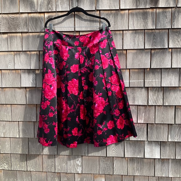 Talbots Skirt - Picture 2 of 5